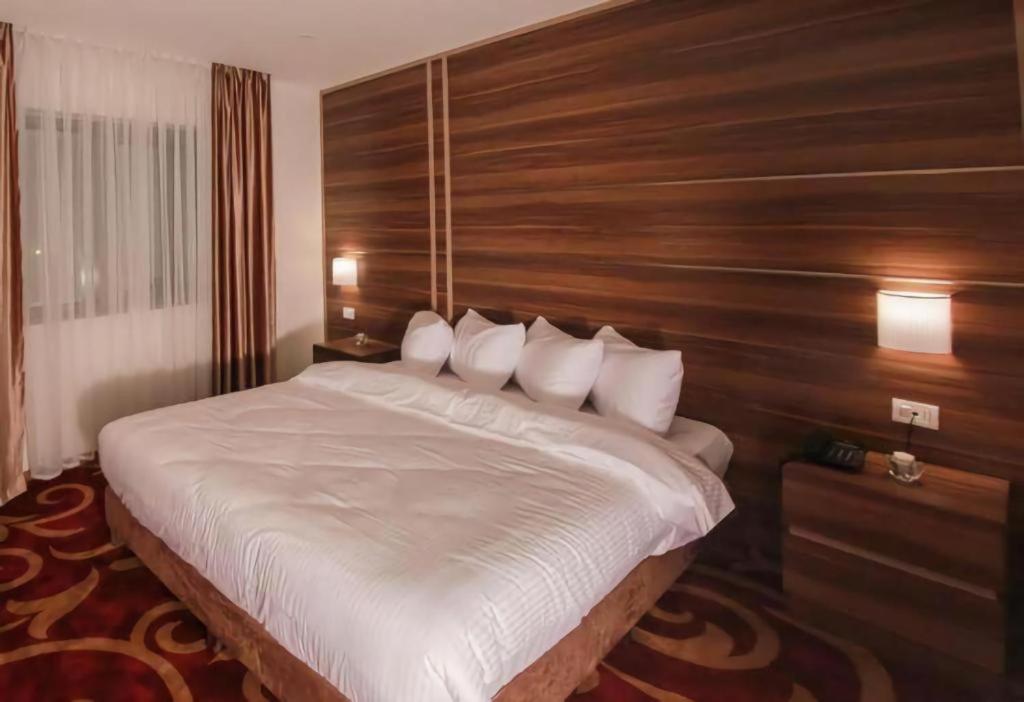 Spark Plaza Hotel Amman Ngoại thất bức ảnh